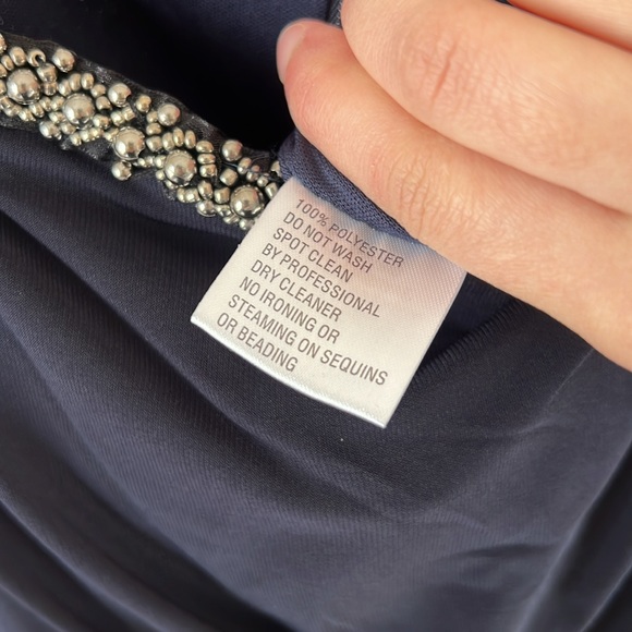 Ieena for Mac Duggal Draped One Sleeve Jersey Gown in Midnight Size 4 - Picture 9 of 12